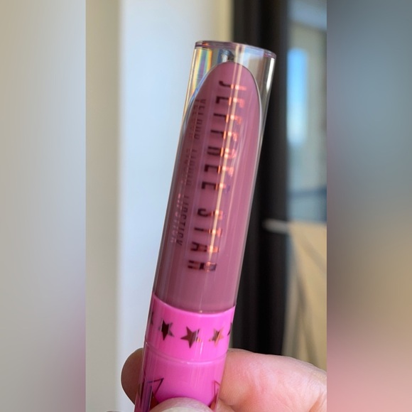 Jeffree Star Mystery Ranch Sheriff Badge Mystery Box Liquid Lipstick Brand New - Picture 5 of 5